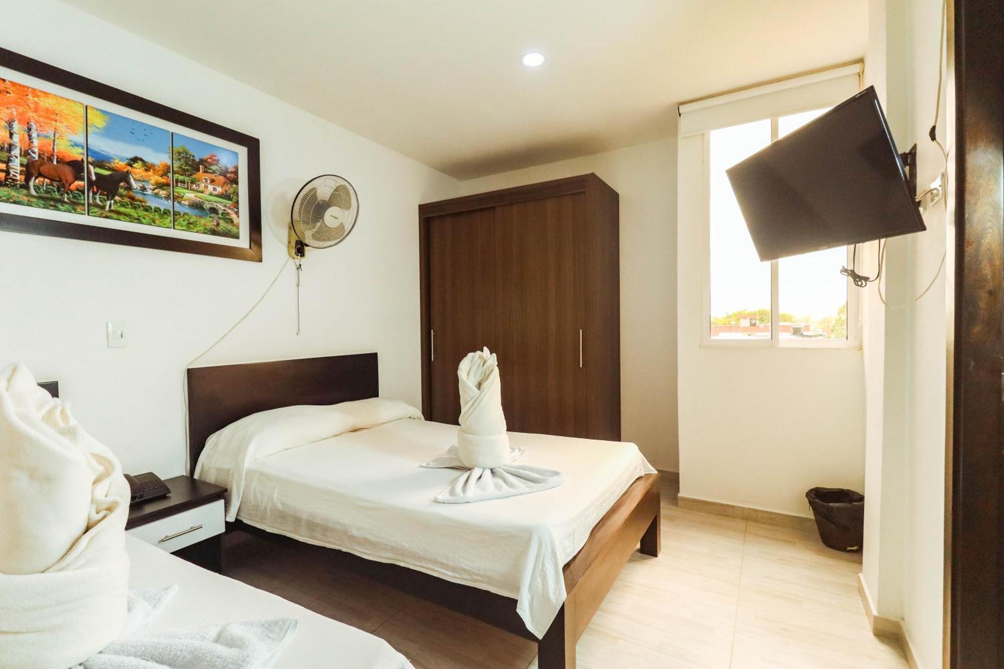 Hotel California Air Carepa Εξωτερικό φωτογραφία